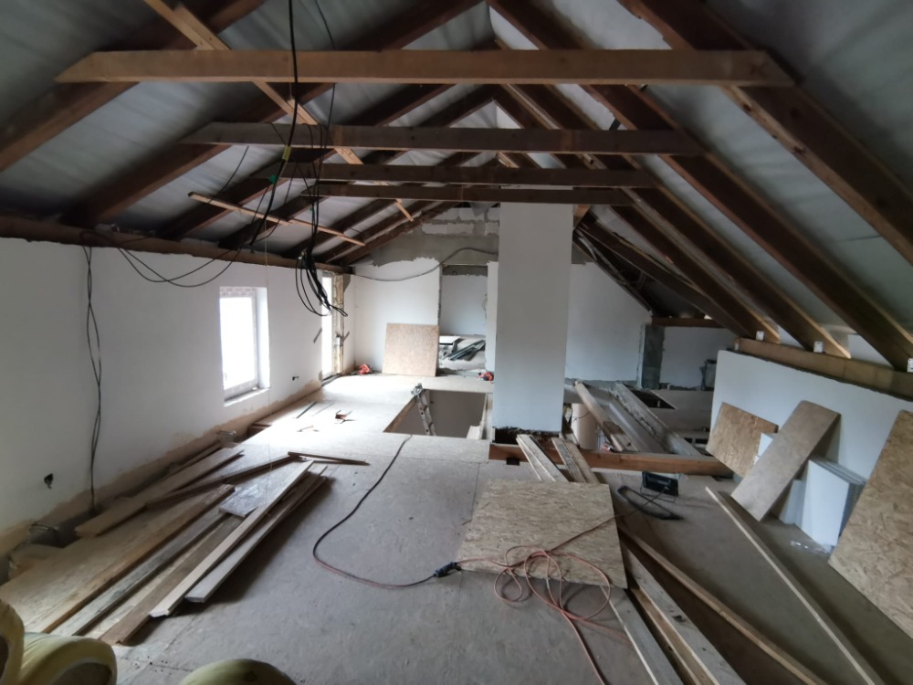 Rodinný dům Panoší Újezd – kompletní rekonstrukce - foto 45